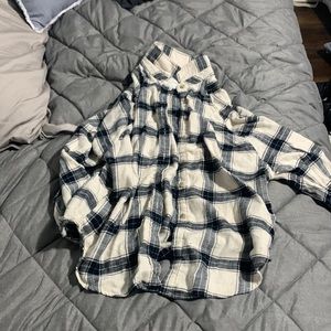 American Eagle Flannel Size Medium